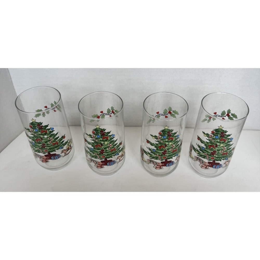 Set of 4 Glass Christmas Tree Tumblers Luminarc Holiday Tablescape Drinkware - Picture 3 of 4
